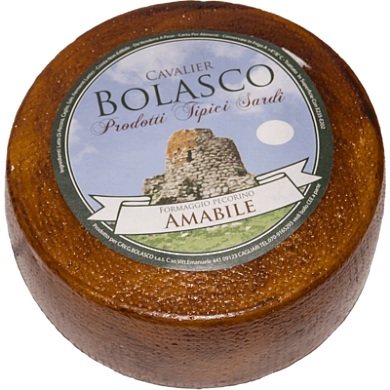 Pecorino Amabile forma di formaggio in primo piano